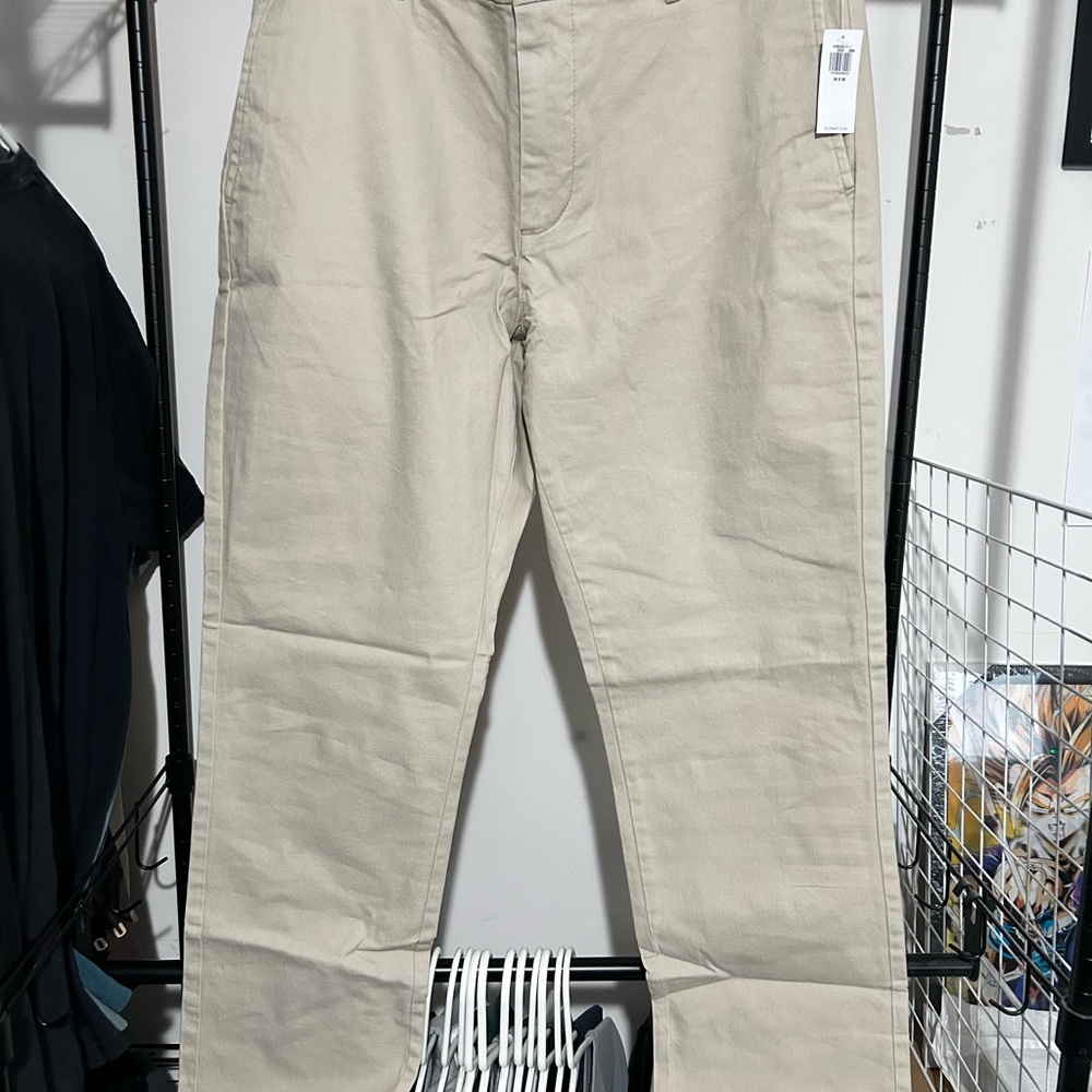 New Old Navy Straight Built-in Flex Chino Pants Men - Medium Stone White 33W30L